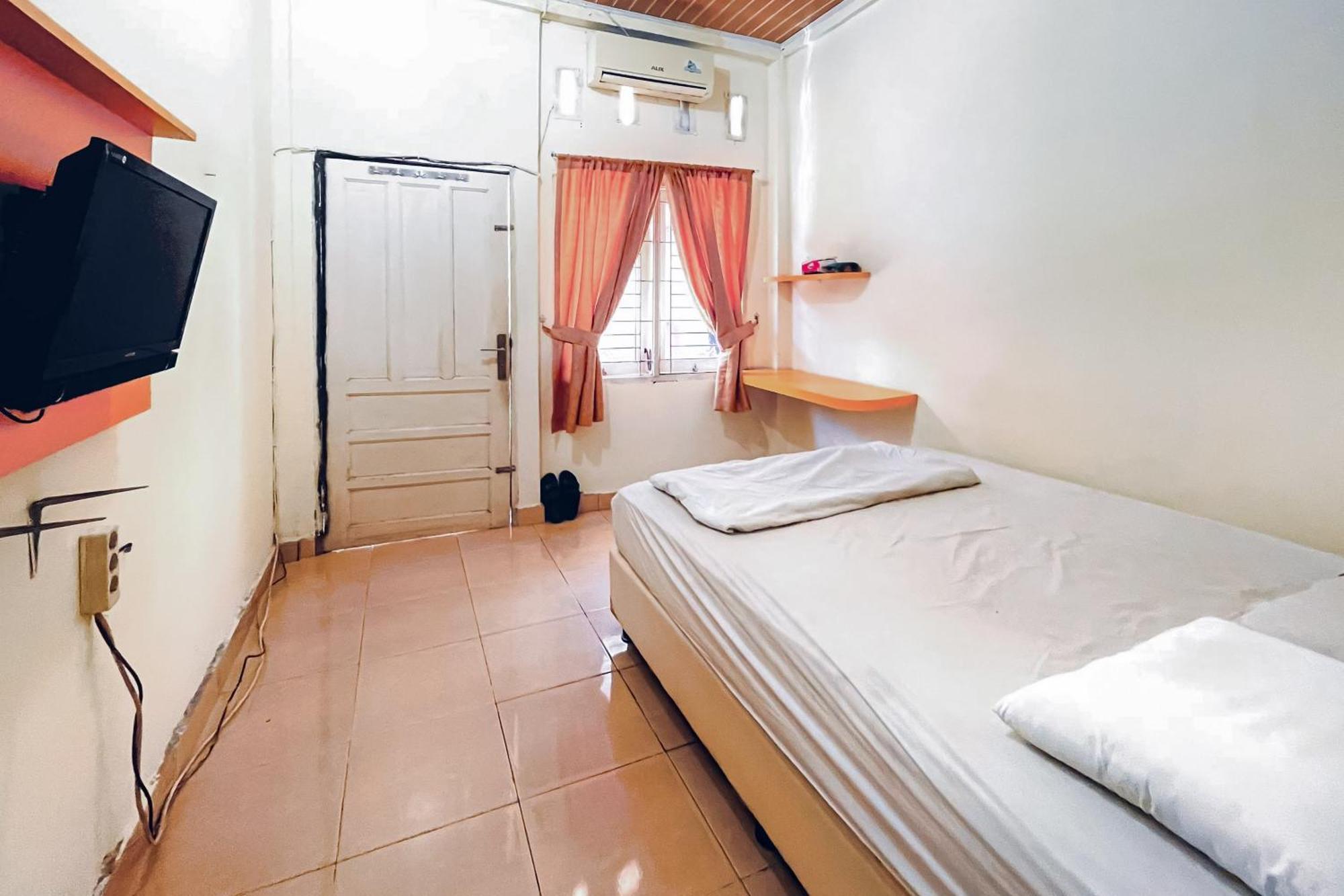 Amira House Kisaran Redpartner Hotell Exteriör bild